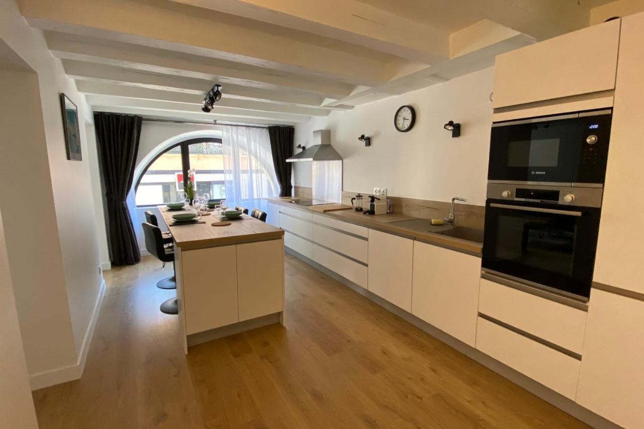 Le Royal 4 - Appartement pour 4 personnes au centre ville Annecy Extérieur photo